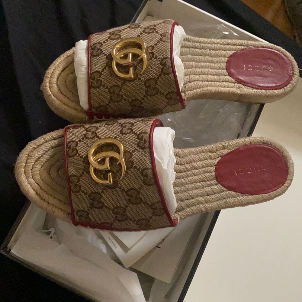 Gucci espadrille sandal
